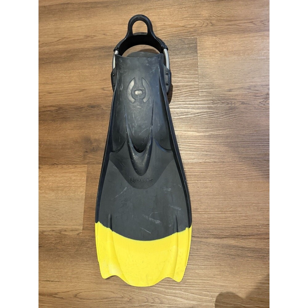 Hollis F-1 Bat Black Yellow Tips Regular Scuba Dive Fins Open Heel Spring Straps